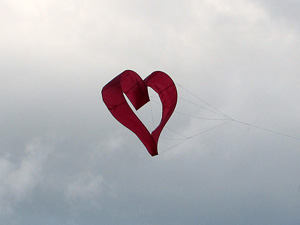 Heart kite